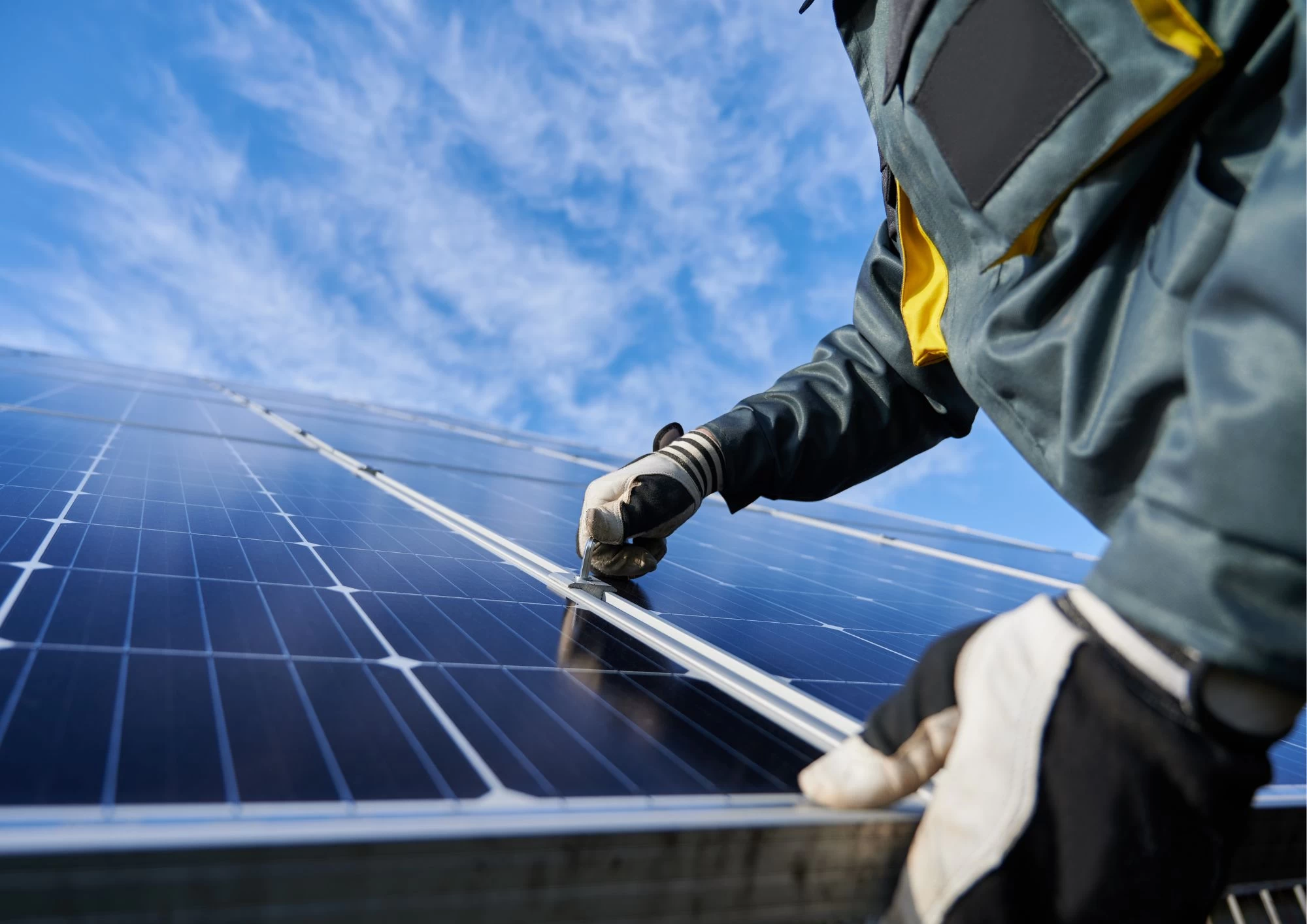Vous avez un contrat Abitibi ? La maintenance de vos installations solaires/photovoltaïques est offerte.